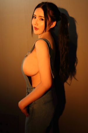 自拍偷拍精品人妻亚洲_1080P超清在线观看