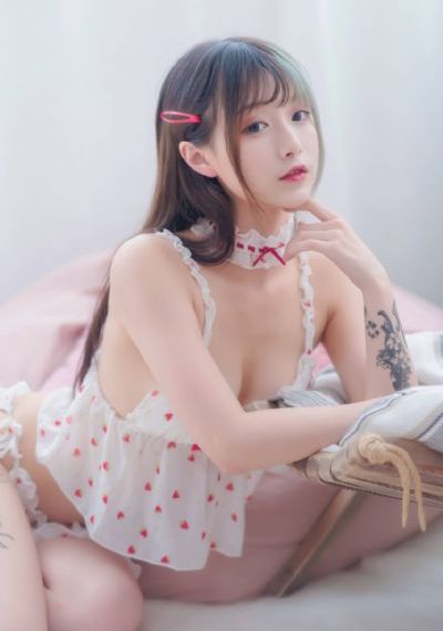 亚洲欧美精品午睡沙发_4K在线观看完整版