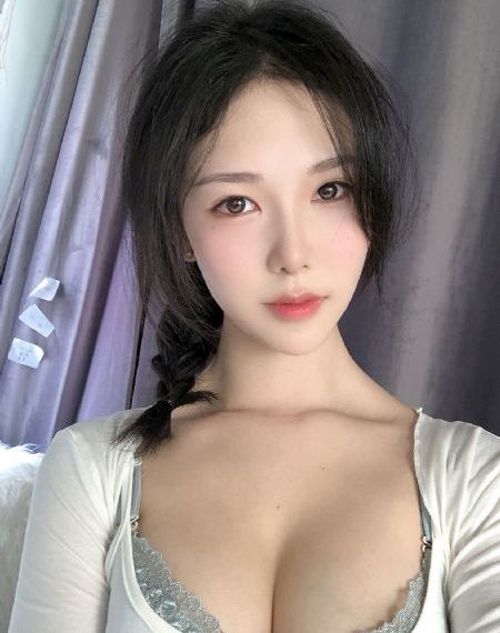 丰满熟妇在线精品视频_蓝光在线观看