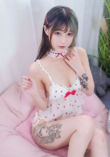 成人区人妻精品一区二区不卡麻豆_国产剧电影在线看