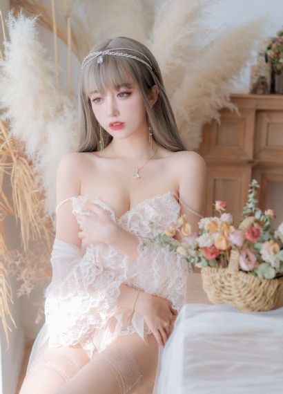 欧美娇小一级视频中文_超清电影完整版在线观看